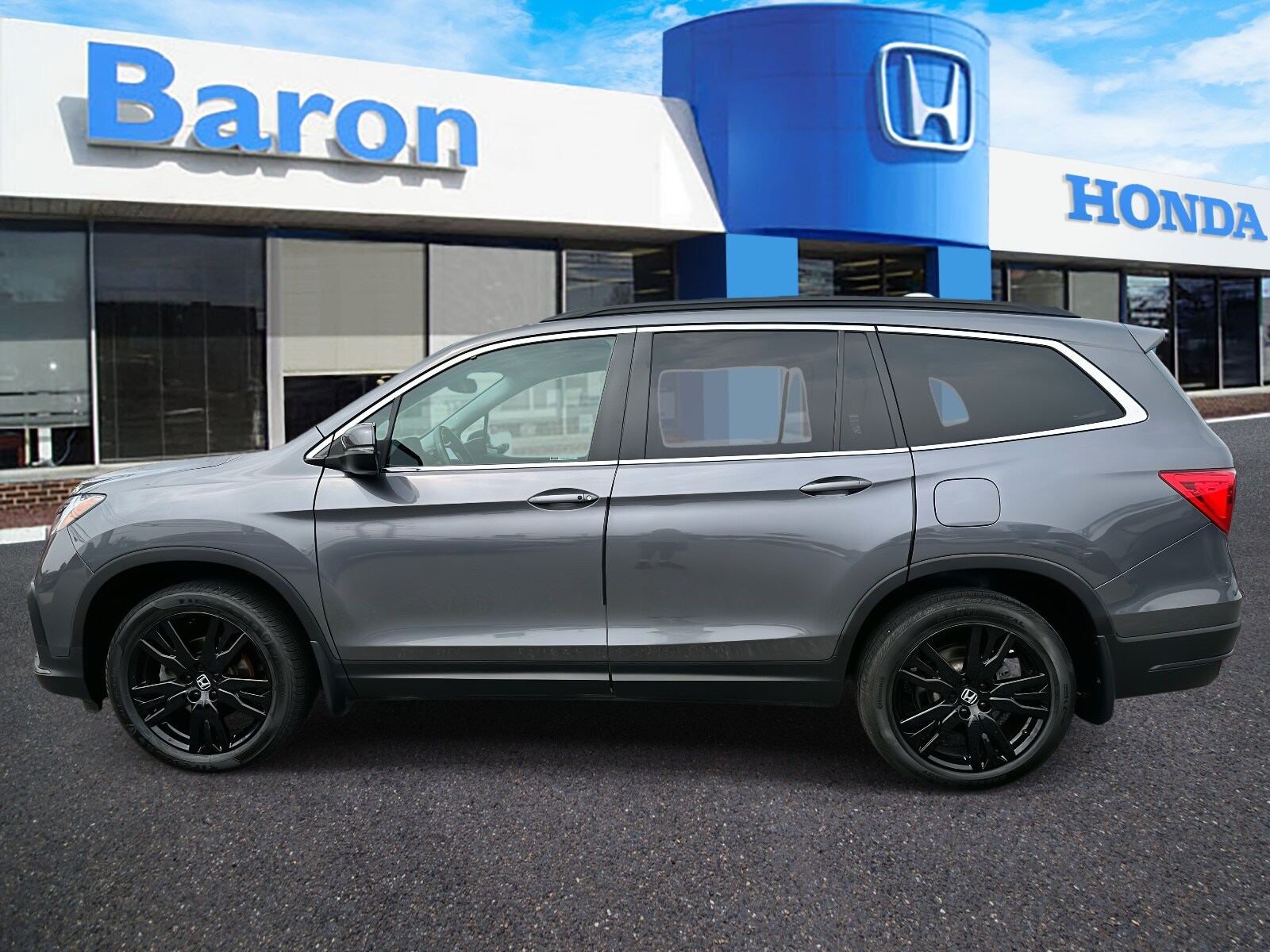 2022 Honda Pilot Special Edition photo 3