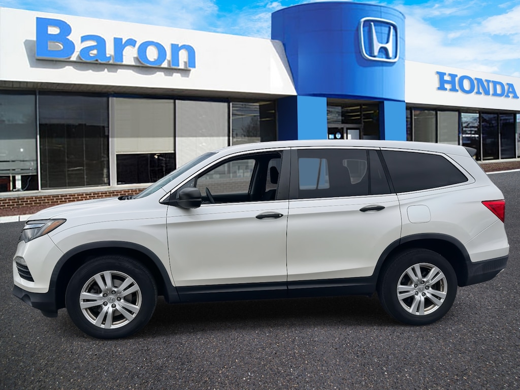 Used 2018 Honda Pilot LX AWD SUV
