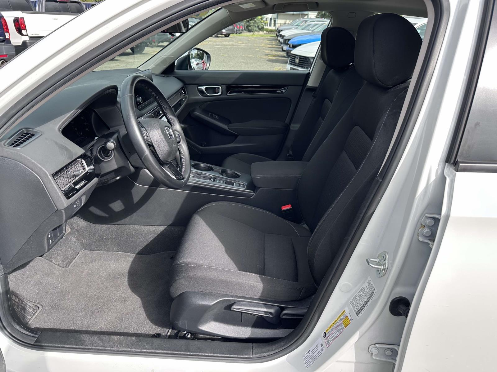 2024 Honda Civic EX - Photo 11
