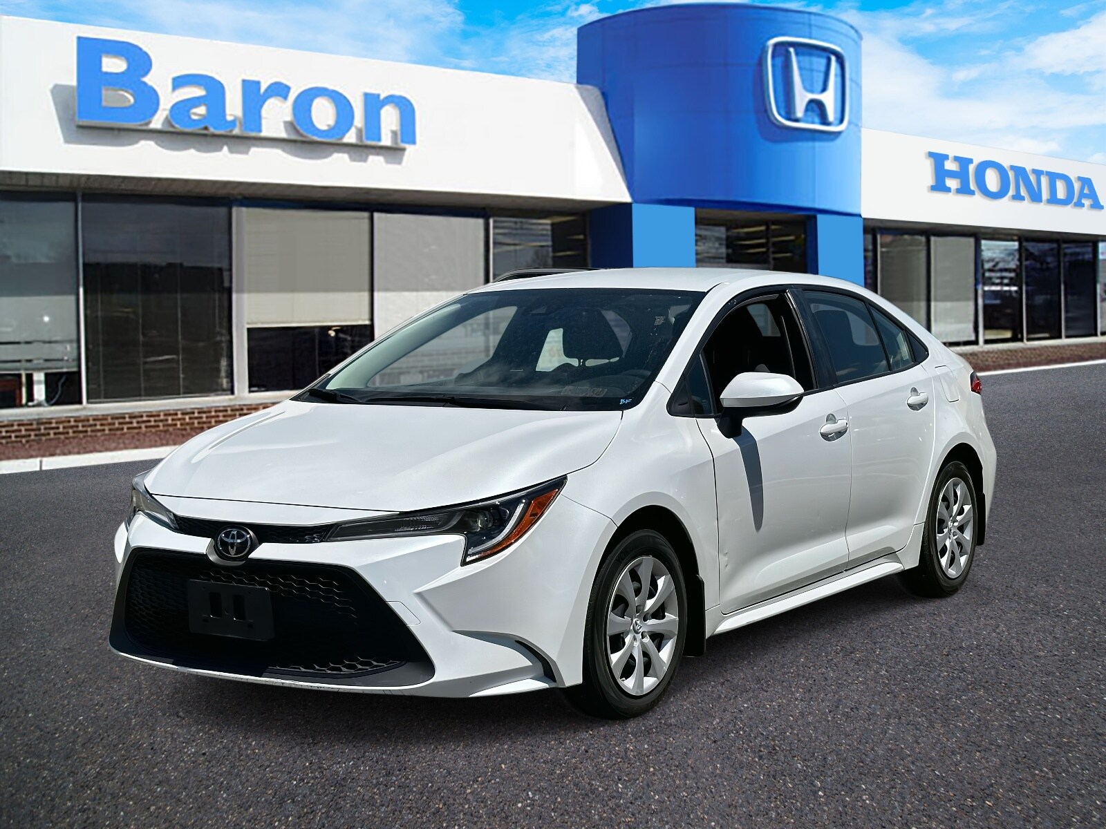 2022 Toyota Corolla LE photo 2