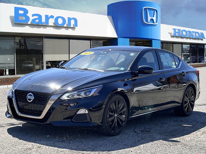 Used 2021 Nissan Altima SR with VIN 1N4BL4CV5MN312036 for sale in Patchogue, NY