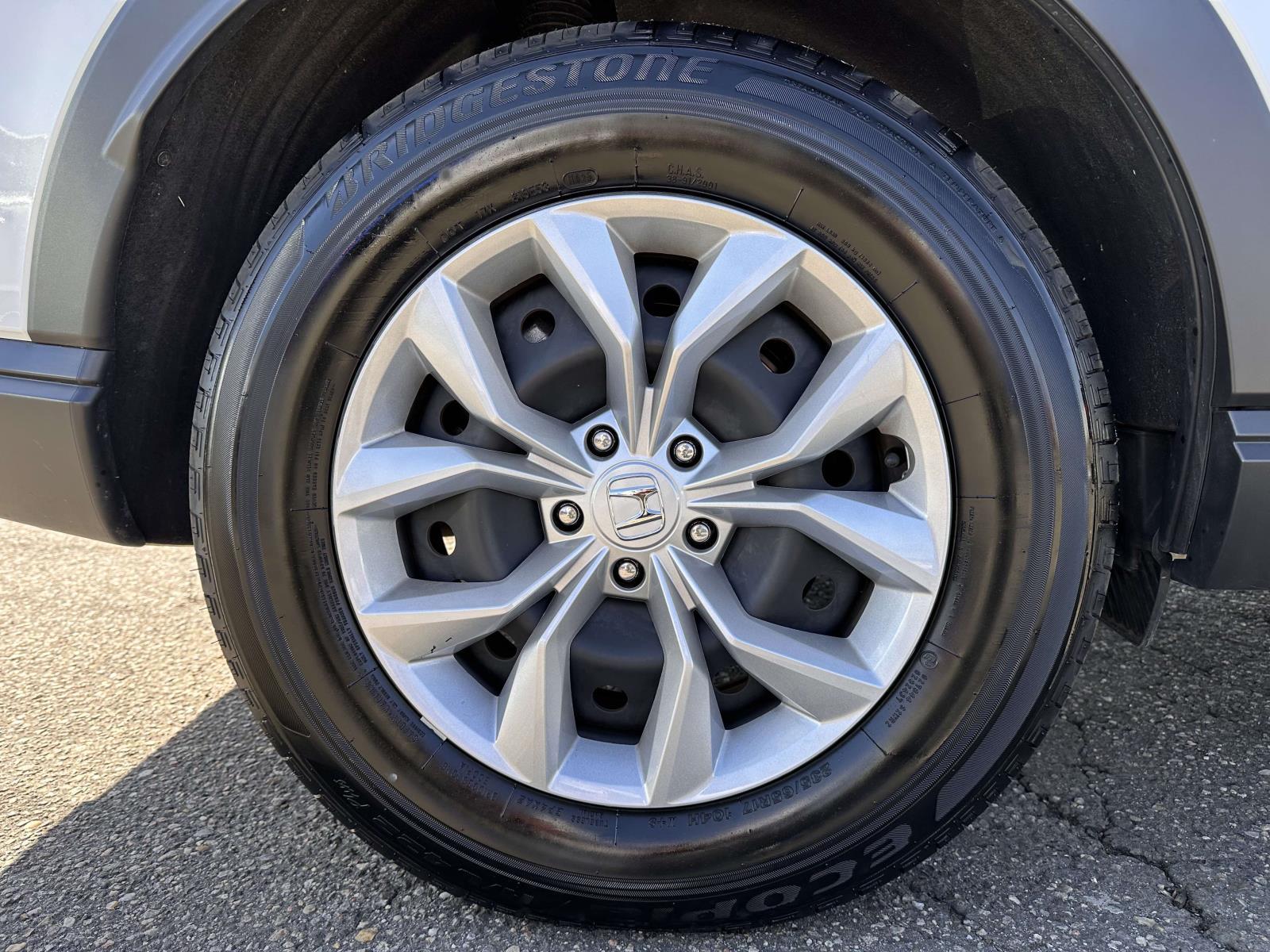 2025 Honda CR-V LX - Photo 6