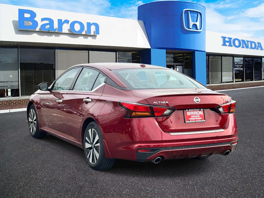 Used 2022 Nissan Altima 2.5 SV Sedan