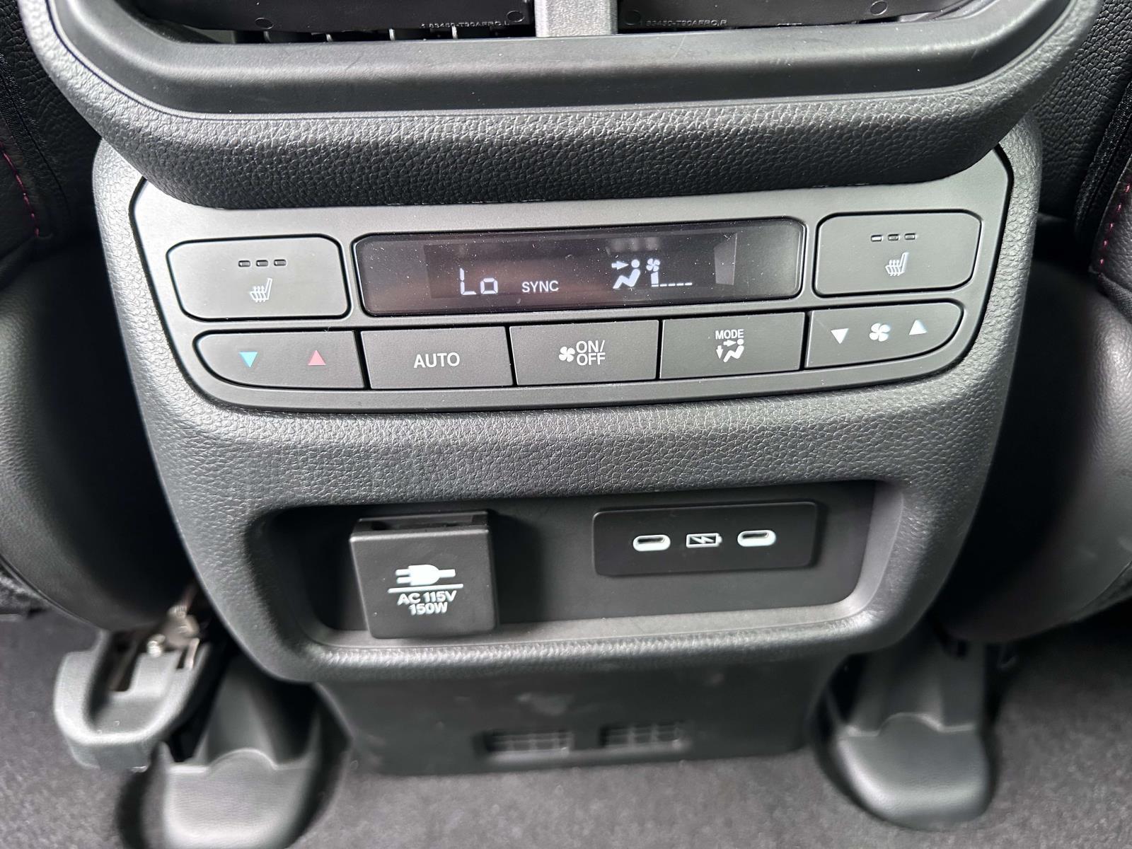2024 Honda Passport Black Edition - Photo 16