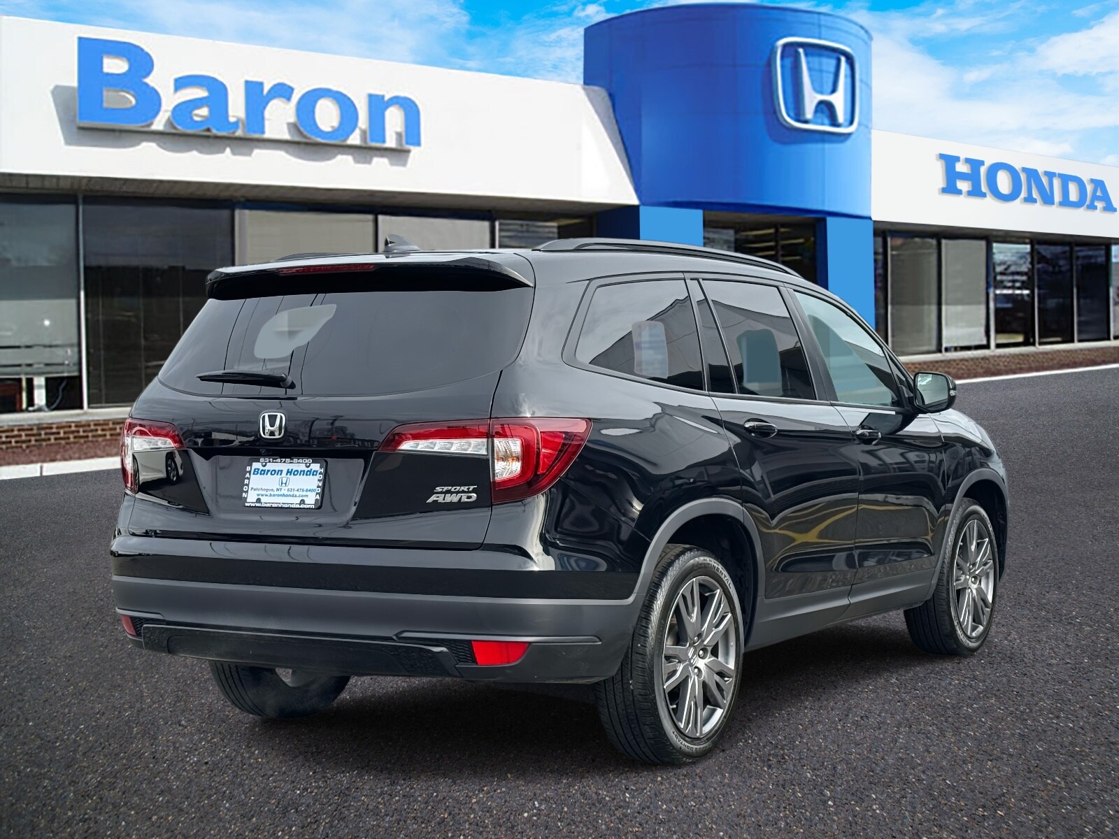 2022 Honda Pilot Sport photo 2