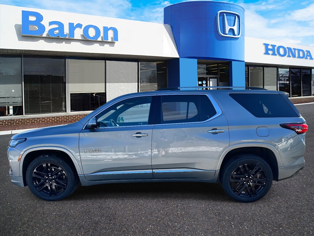 Used 2023 Chevrolet Traverse High Country SUV