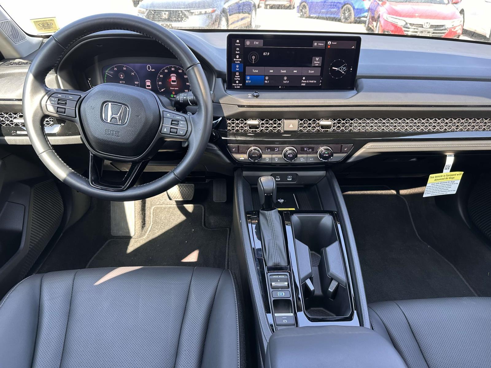 2025 Honda Accord Hybrid EX-L - Photo 17