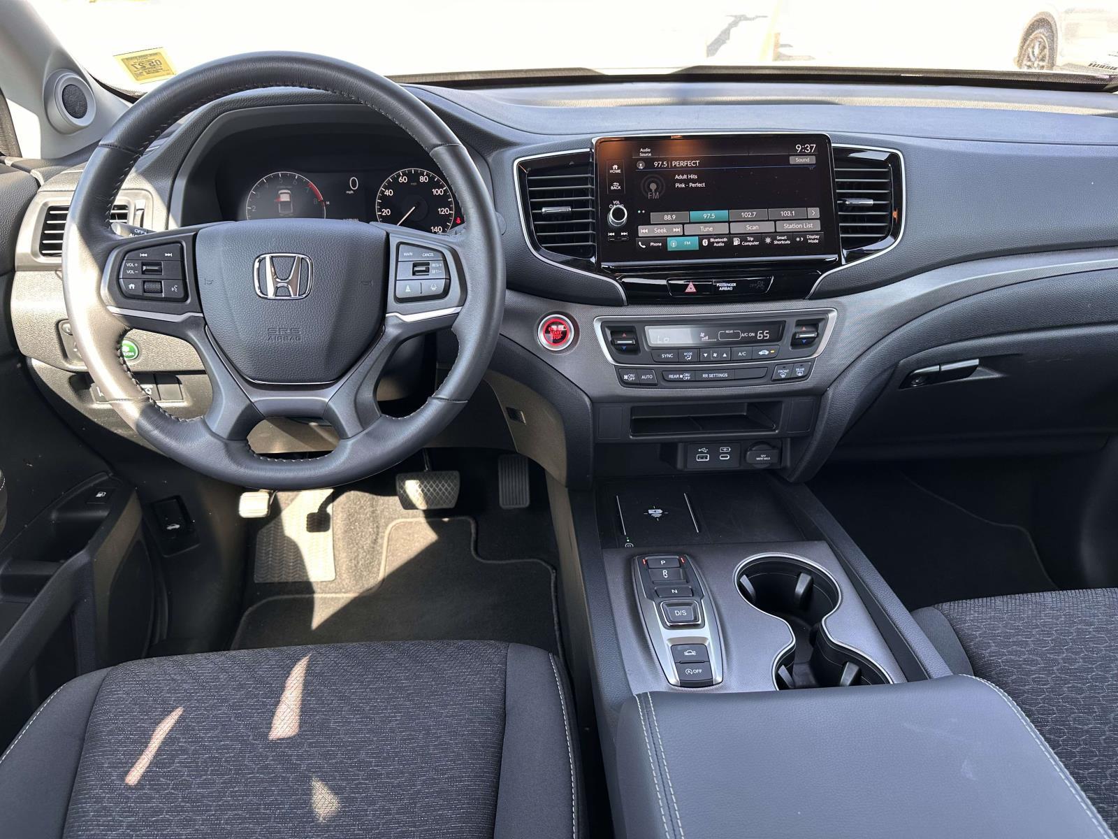 2025 Honda Ridgeline Sport - Photo 15
