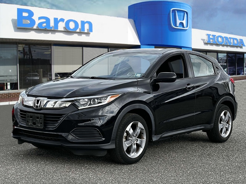 Used 2021 Honda HR-V LX with VIN 3CZRU6H39MM722481 for sale in Patchogue, NY