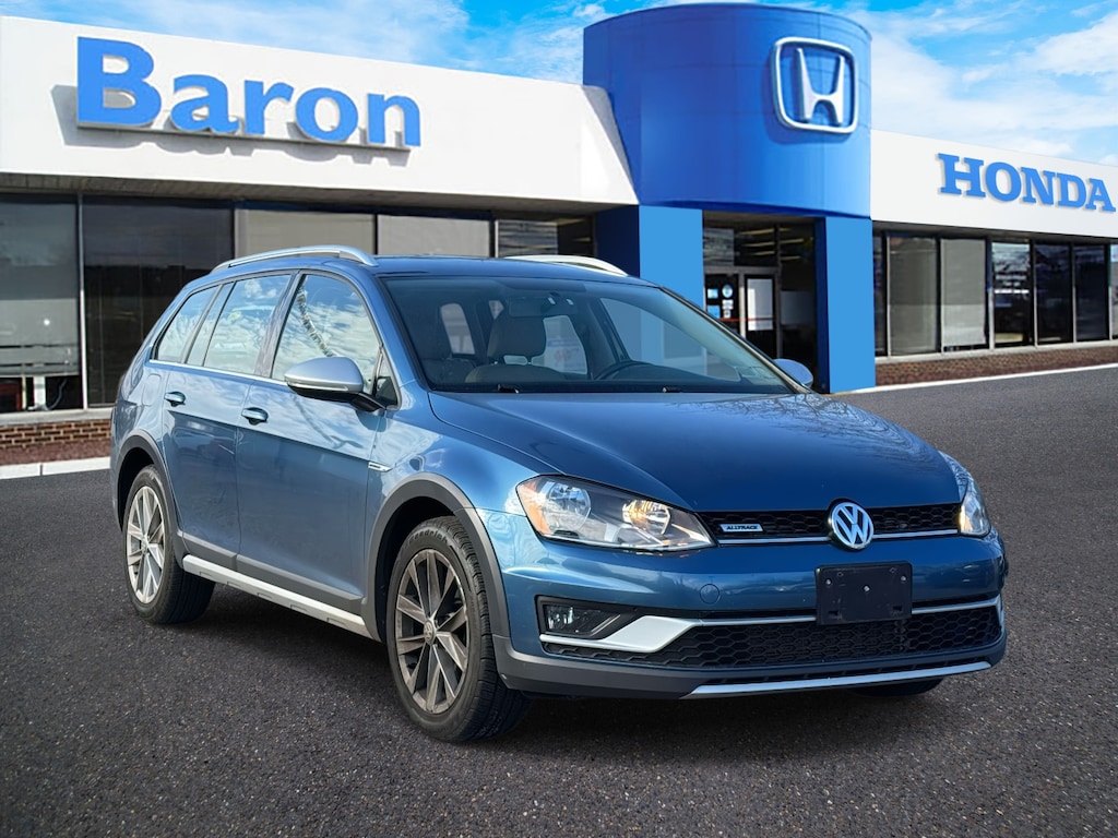 Used 2017 Volkswagen Golf Alltrack TSI S 4MOTION Wagon