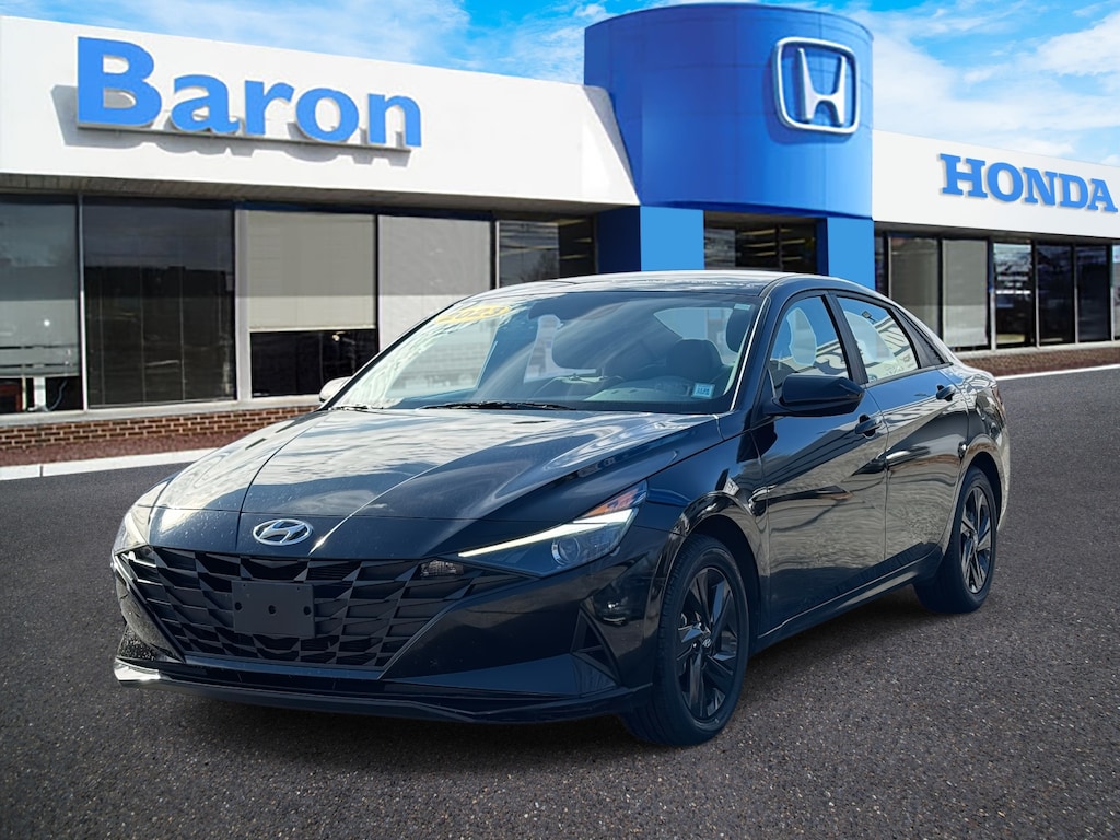 Used 2023 Hyundai Elantra SEL Sedan