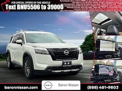 2023 Nissan Pathfinder SL SUV For Sale in Greenvale, NY