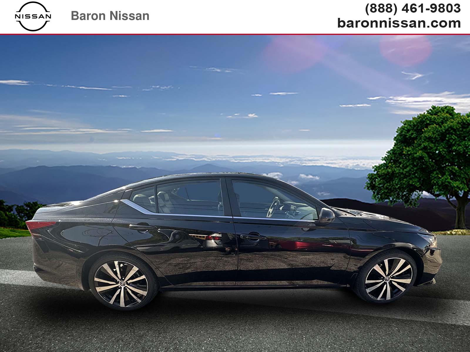 2022 Nissan Altima 2.5 SR photo 2
