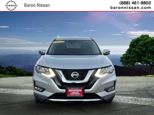 Certified 2019 Nissan Rogue SV with VIN JN8AT2MV6KW373450 for sale in Greenvale, NY