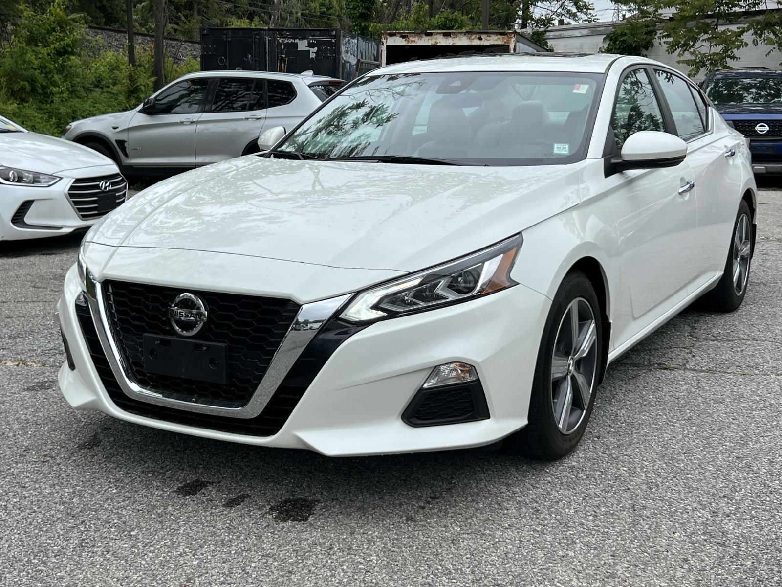 Certified 2022 Nissan Altima SV with VIN 1N4BL4DV4NN351667 for sale in Greenvale, NY