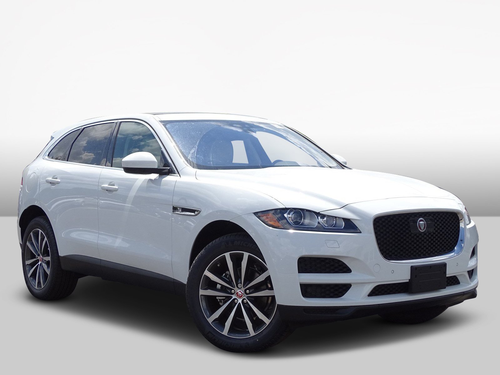 2020 Jaguar F-PACE 25t Prestige AWD's photo
