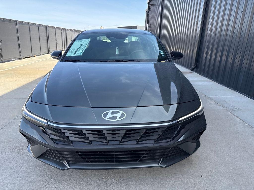 New 2026 Hyundai Elantra SEL Sport Sedan