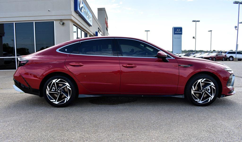 New 2026 Hyundai Sonata SEL Sport Sedan