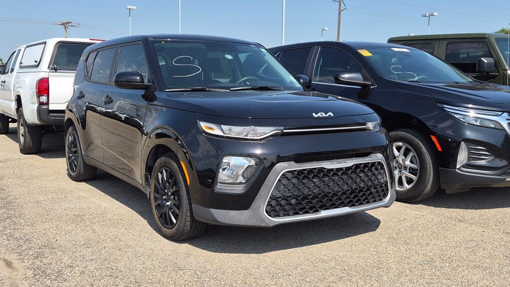 Used 2022 Kia Soul LX Hatchback