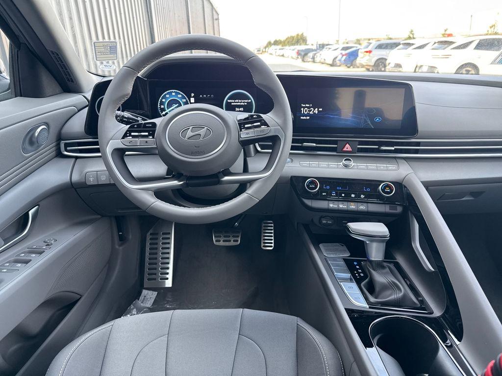 2026 Hyundai Elantra Blue - Photo 16