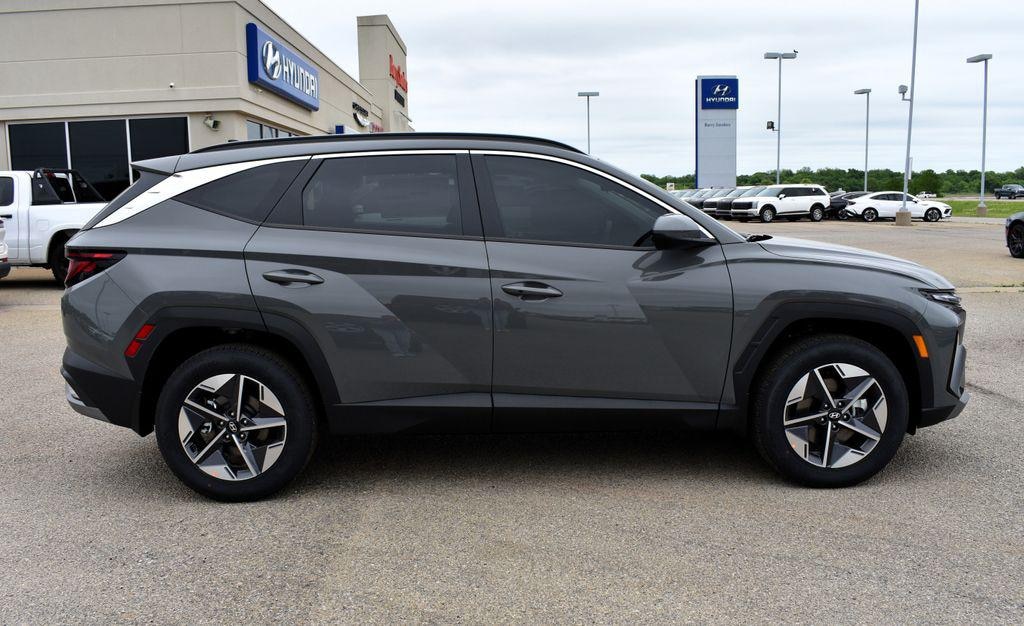 New 2026 Hyundai Tucson SEL AWD SUV