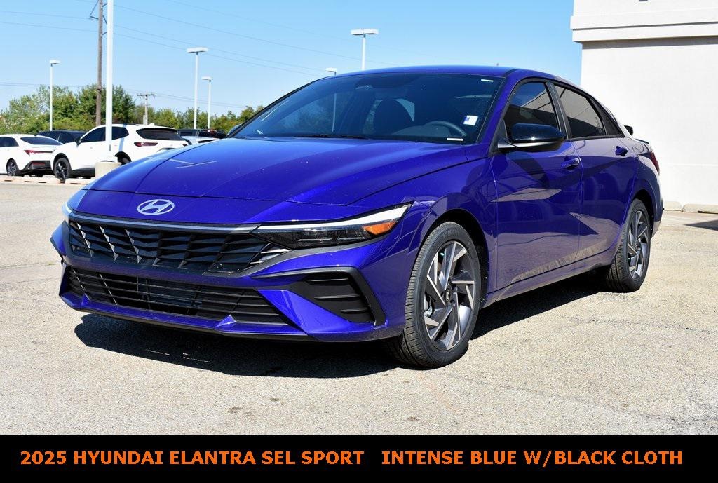 New 2025 Hyundai Elantra SEL Sport Sedan