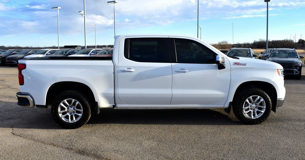 Used 2025 Chevrolet Silverado 1500 LT w/1LT Truck Crew Cab