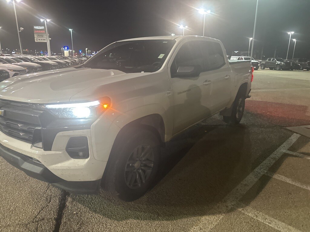 Used 2024 Chevrolet Colorado LT Truck Crew Cab