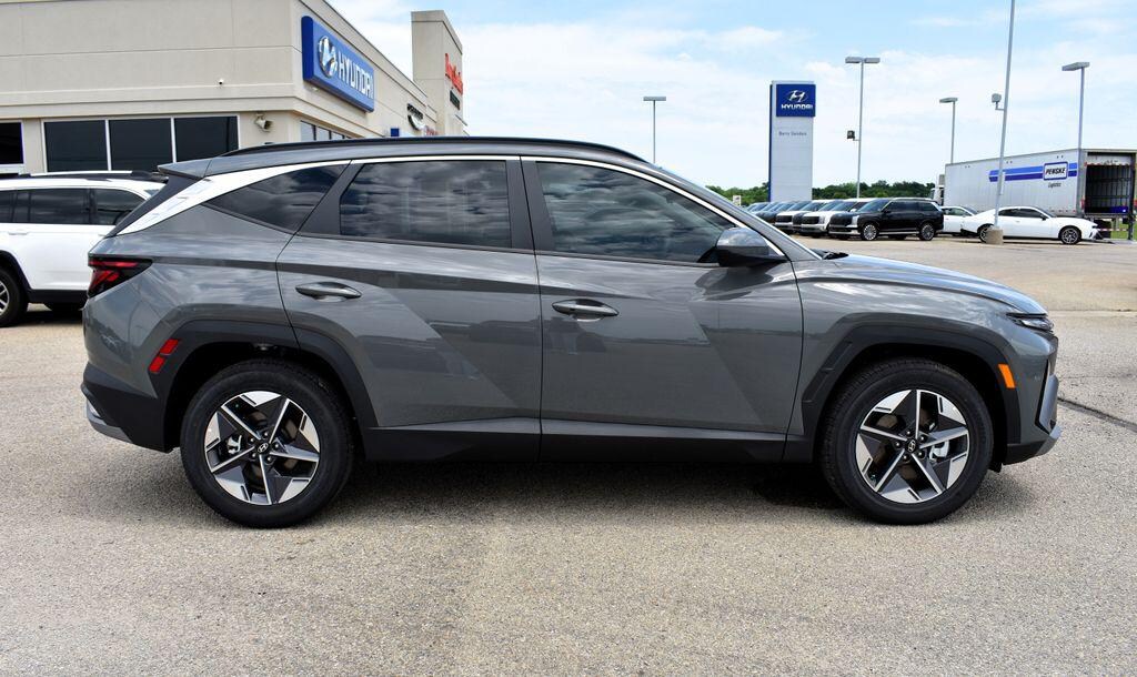New 2026 Hyundai Tucson SEL FWD SUV