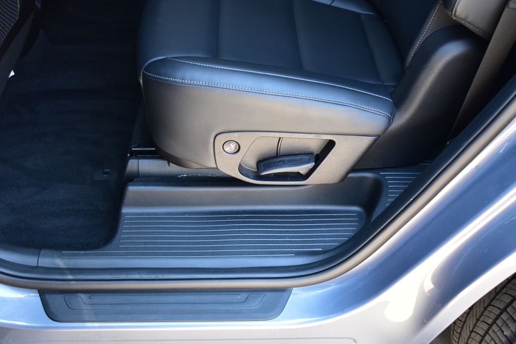 2025 Kia Telluride S - Photo 21