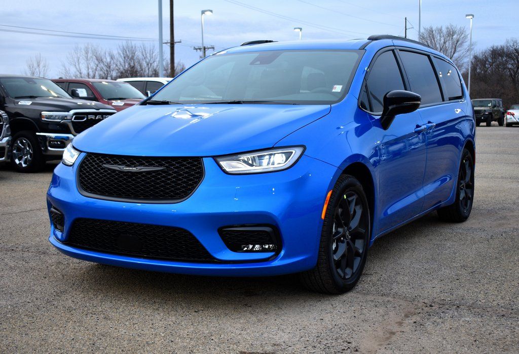 2026 Chrysler Pacifica