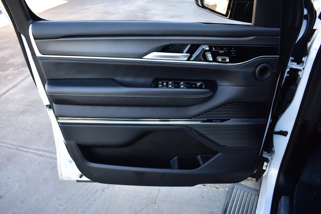 2024 Jeep Grand Wagoneer Series II - Photo 14