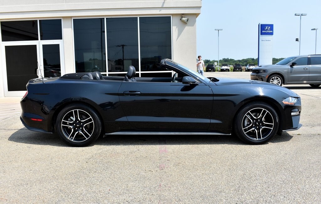2023 Ford Mustang EcoBoost Premium Convertible photo 2