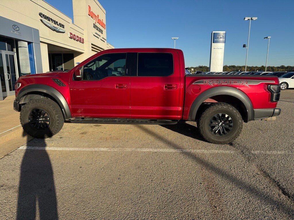 2020 Ford F-150 Raptor photo 2