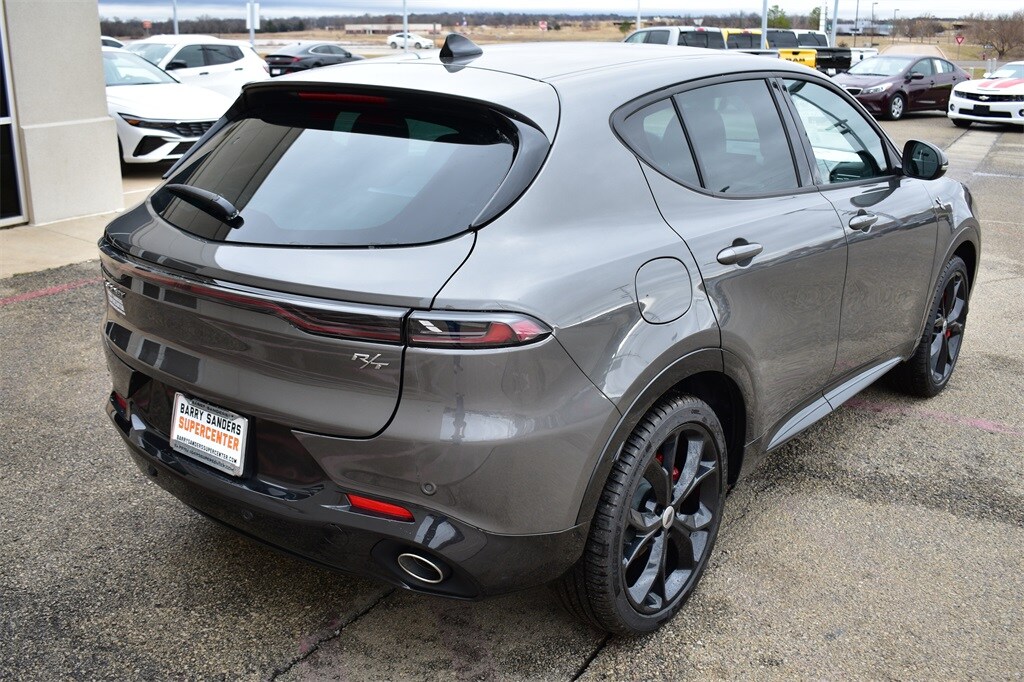 2024 Dodge Hornet R/T photo 4