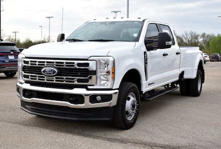 2025 Ford F-350 Truck Crew Cab