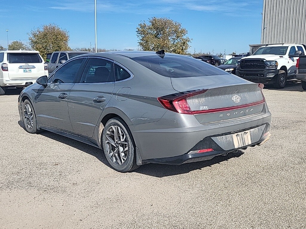 2022 Hyundai Sonata SEL photo 4