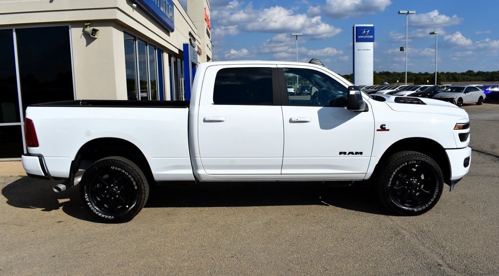 New 2026 Ram 2500 LARAMIE CREW CAB 4X4 6'4 BOX Pickup