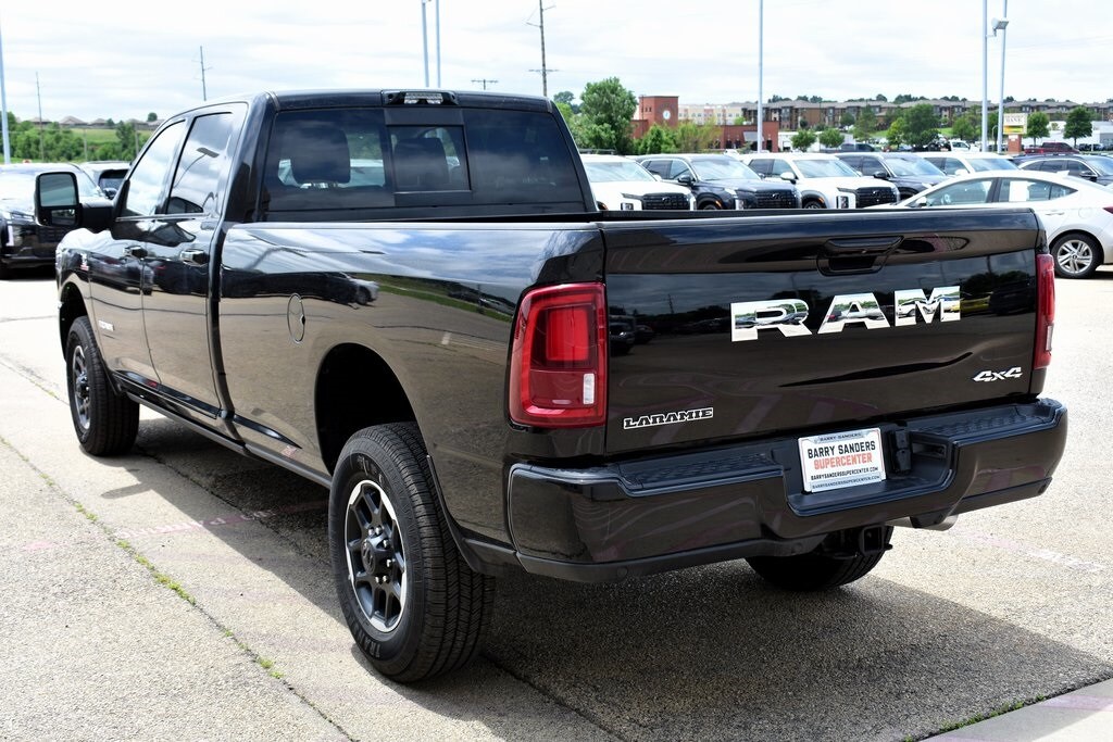 2025 Ram 2500 Laramie photo 4