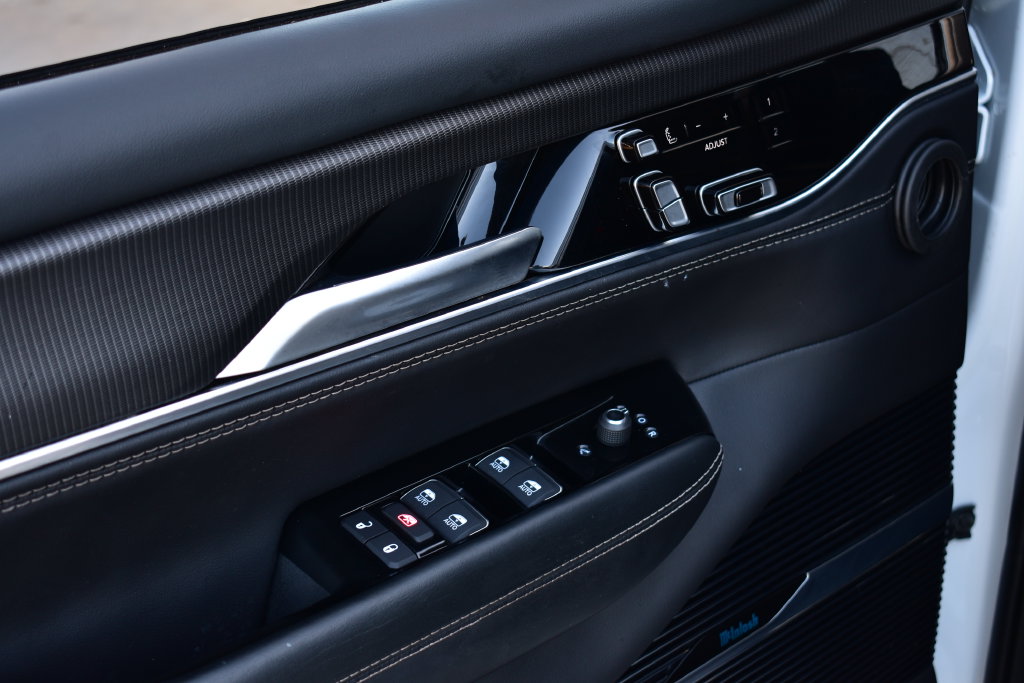 2024 Jeep Grand Wagoneer Series II - Photo 15