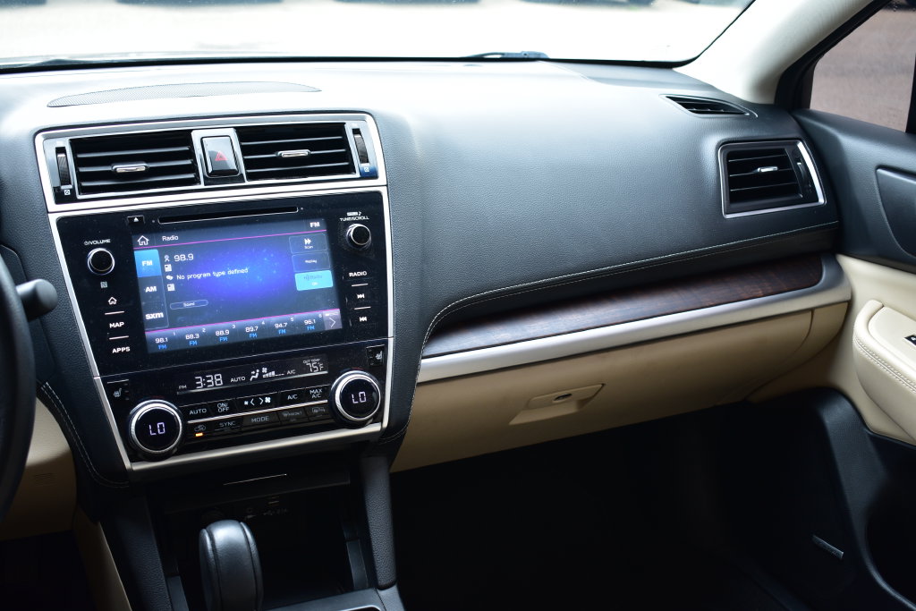 2019 Subaru Outback Limited - Photo 32