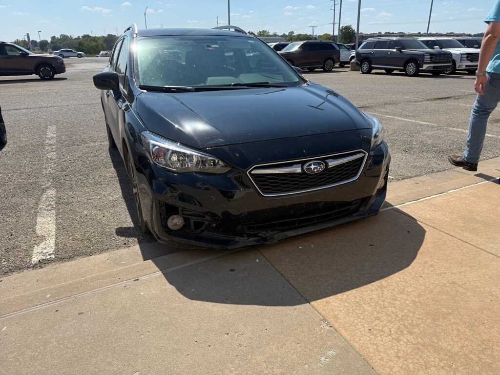 2019 Subaru Impreza 2.0i Premium photo 2