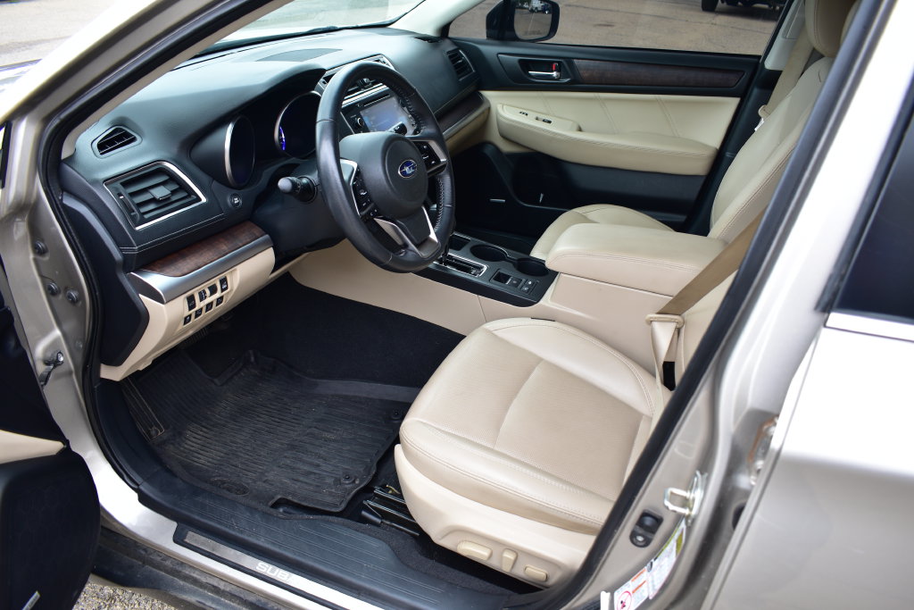 2019 Subaru Outback Limited - Photo 18