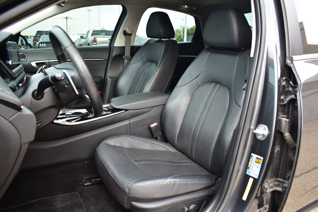 2022 Hyundai Sonata Limited - Photo 17