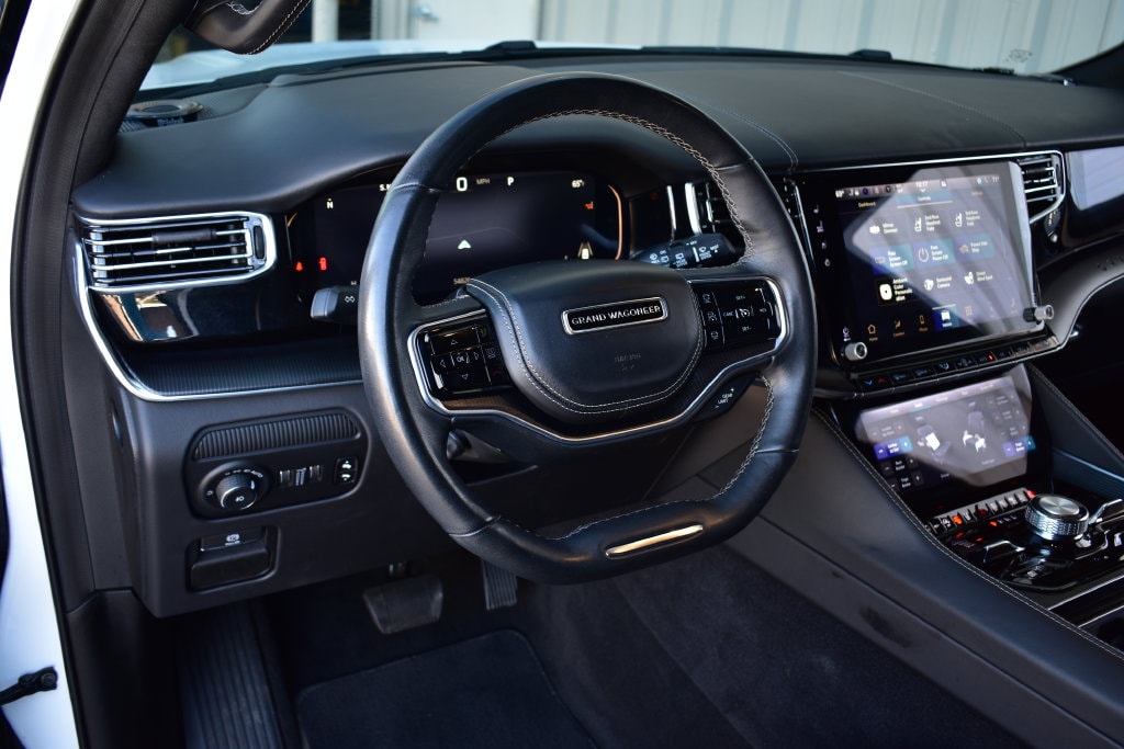 2024 Jeep Grand Wagoneer Series II - Photo 57