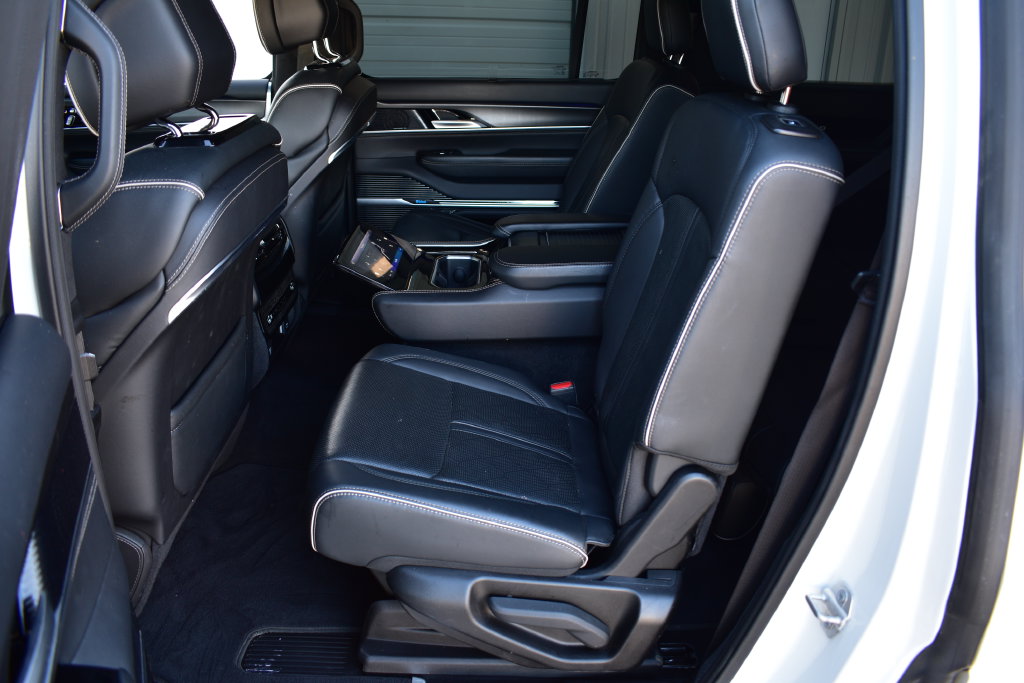 2024 Jeep Grand Wagoneer Series II - Photo 24