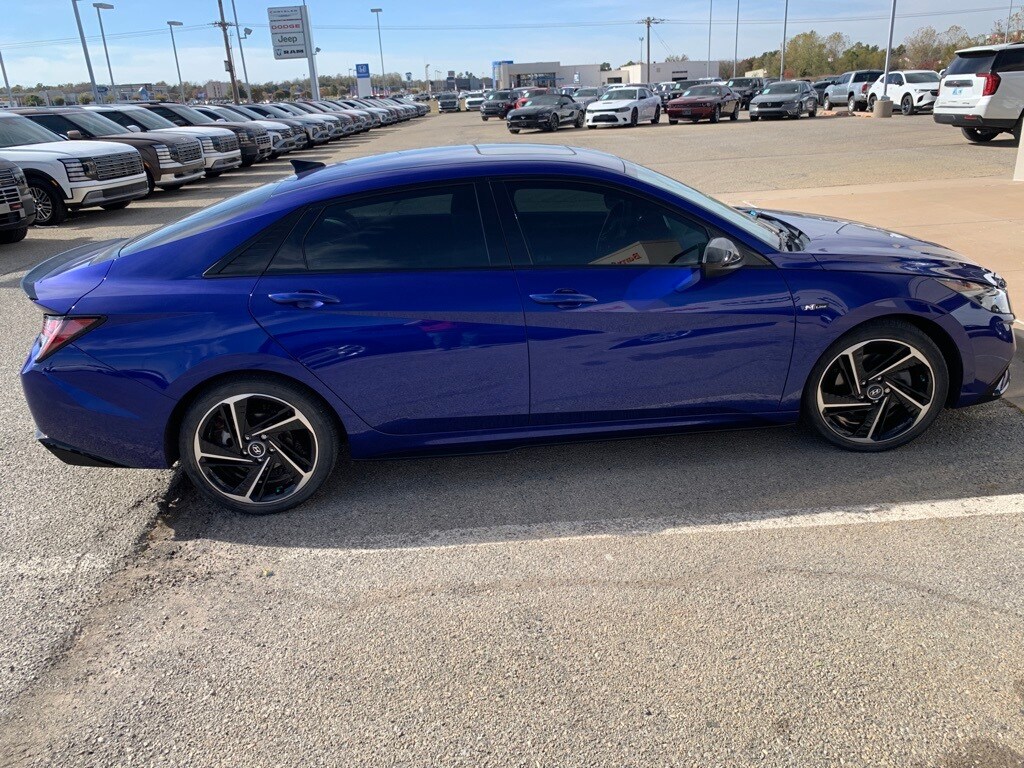 2022 Hyundai Elantra N Line photo 3
