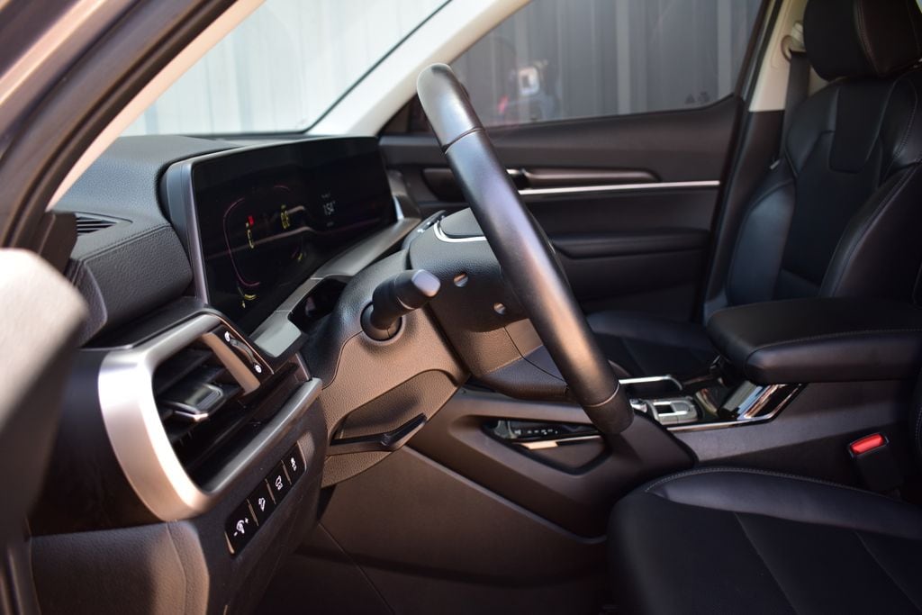 2025 Kia Telluride S - Photo 48