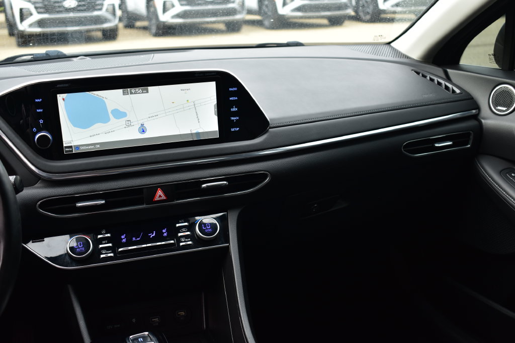 2022 Hyundai Sonata Limited - Photo 28