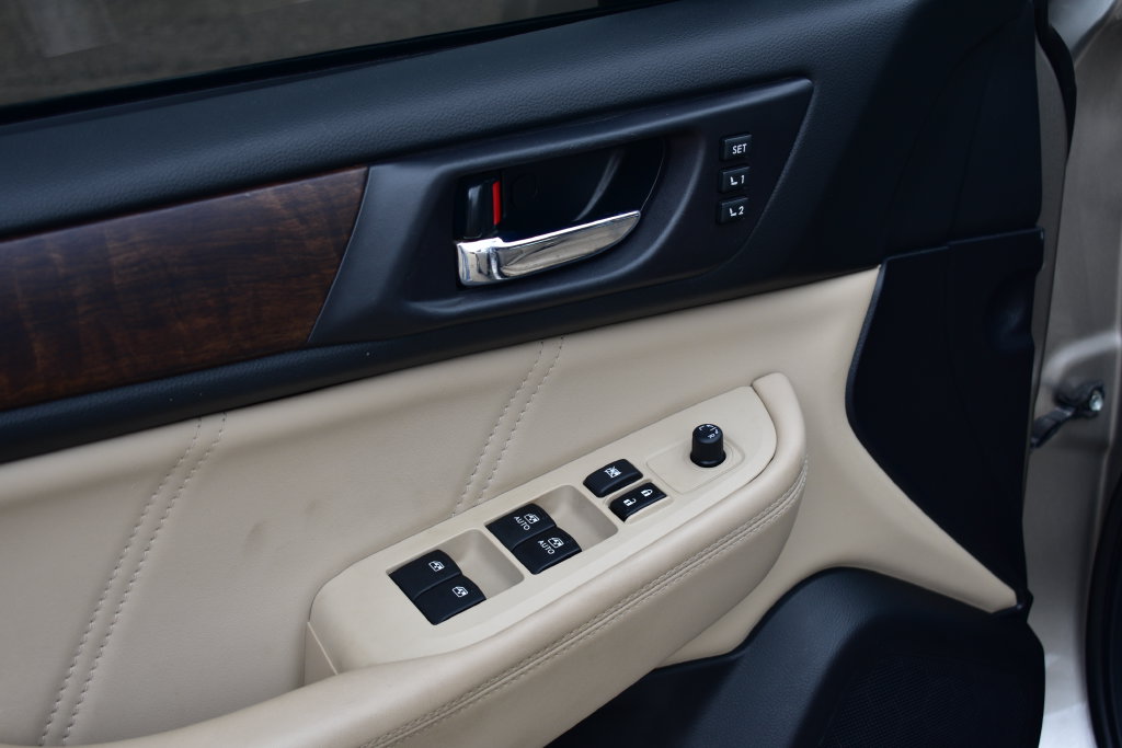 2019 Subaru Outback Limited - Photo 16
